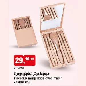 Pinceaux maquillage avec miroir